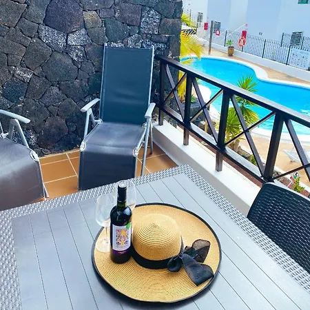 Apartment Pelicanos' Relax 300mt To The *